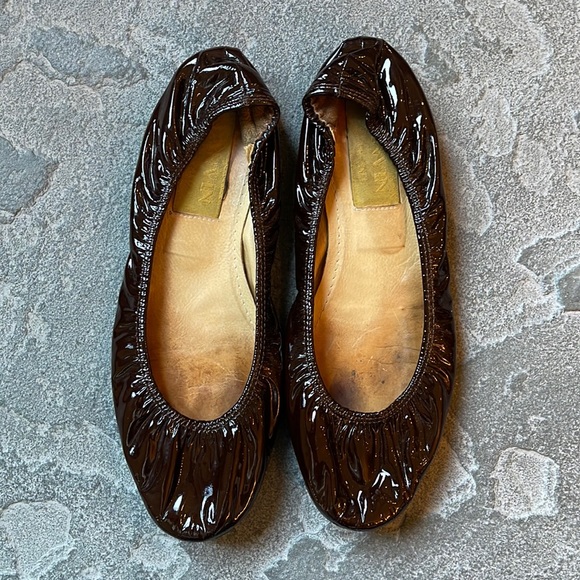 Lanvin Shoes - Brown Patent Ballet Flats